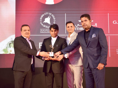 news_vogue-jewellers-outshines-with-winning-of-the-innovative-diamond-jeweller-of-the-year-award-in-dubai